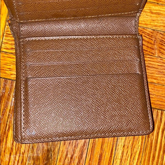 Authentic Louis Vuitton Wallet - Picture 4 of 9